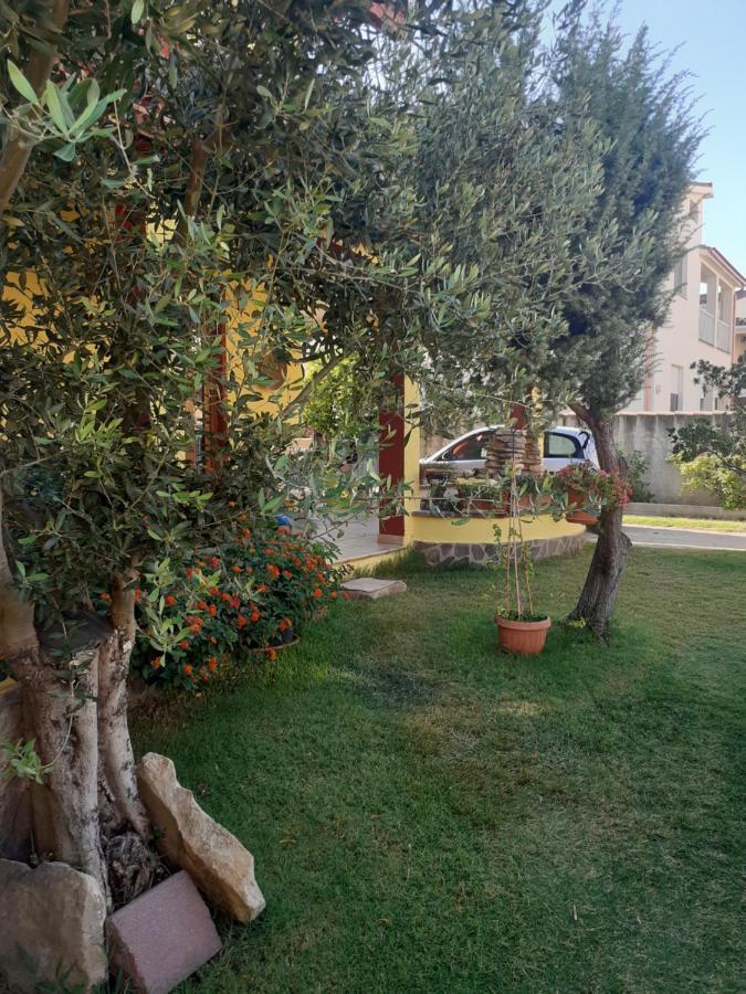 Appartamento A Pula In Zona Residenziale Екстериор снимка