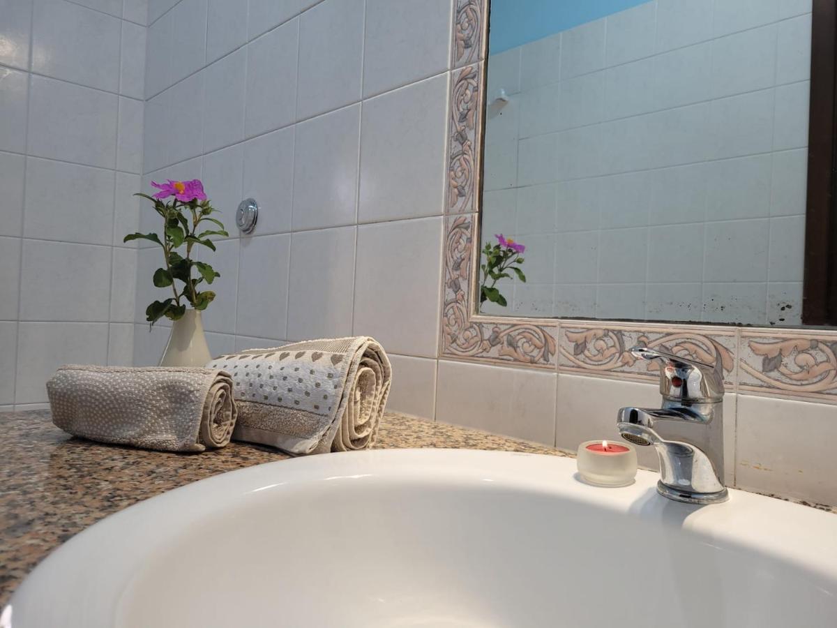 Appartamento A Pula In Zona Residenziale Екстериор снимка